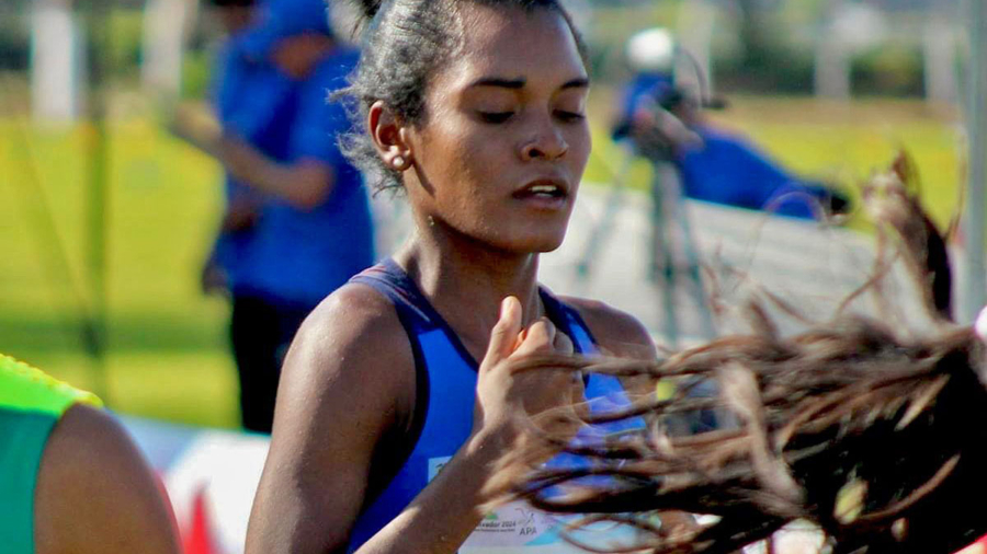 Shelcy-Sarmiento-cross-Panamericano