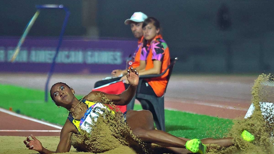 Natalia-Linares-salto-largo-Asuncion2025