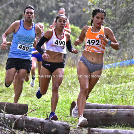 Cross-Country2025-Laidy-Lozano-Alejandra-Sanchez